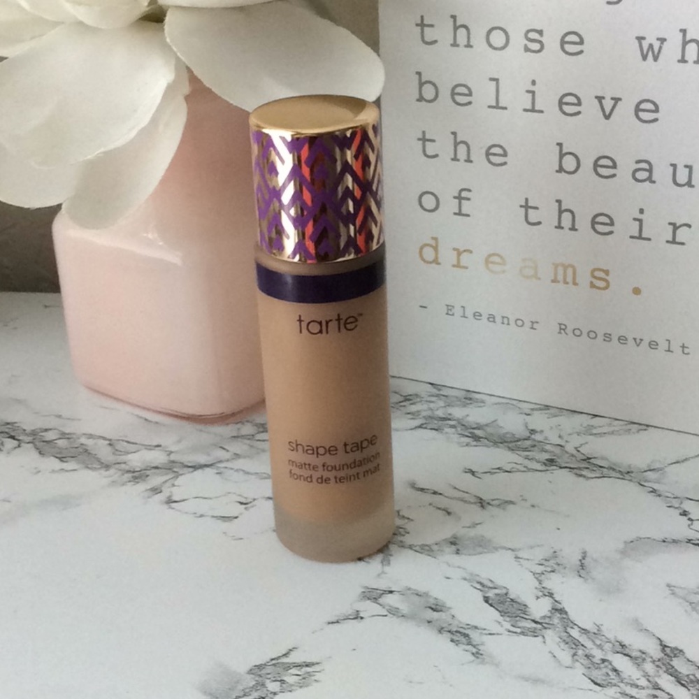 Tarte shape tape foundation READ CAPTION